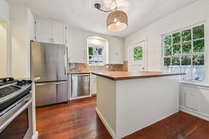 W Roses Rd-L2108-012.jpg
