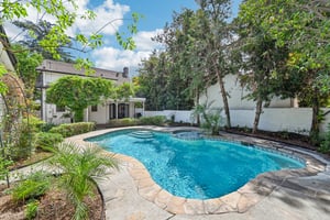 W Roses Rd-L2108-037.jpg