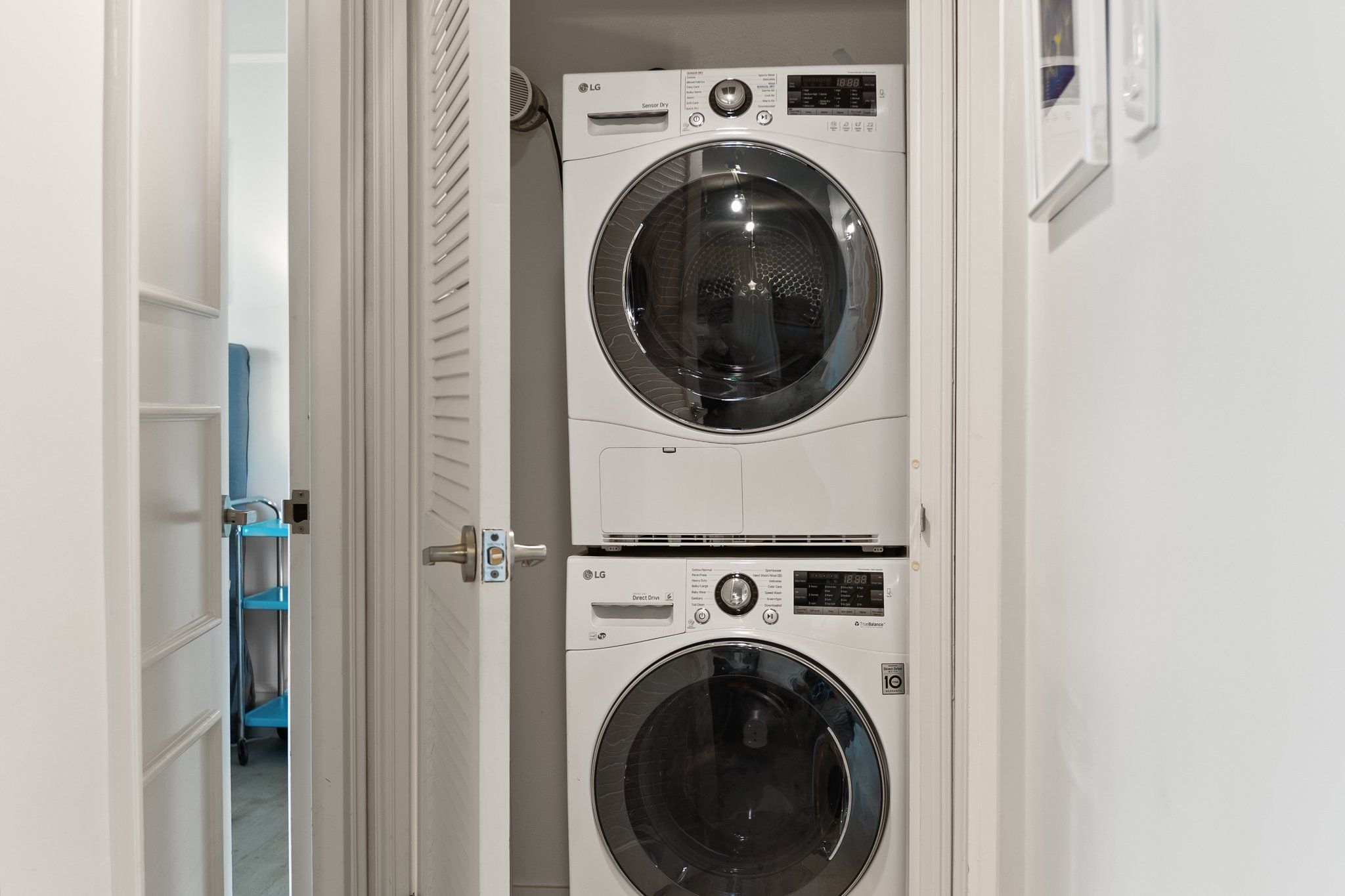 Washer Dryer In Unit
