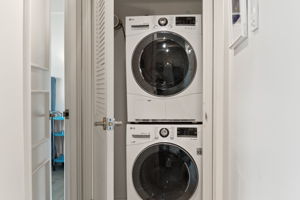Washer Dryer In Unit
