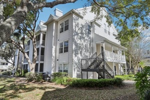 Haviland Ct unit 202-034.jpg