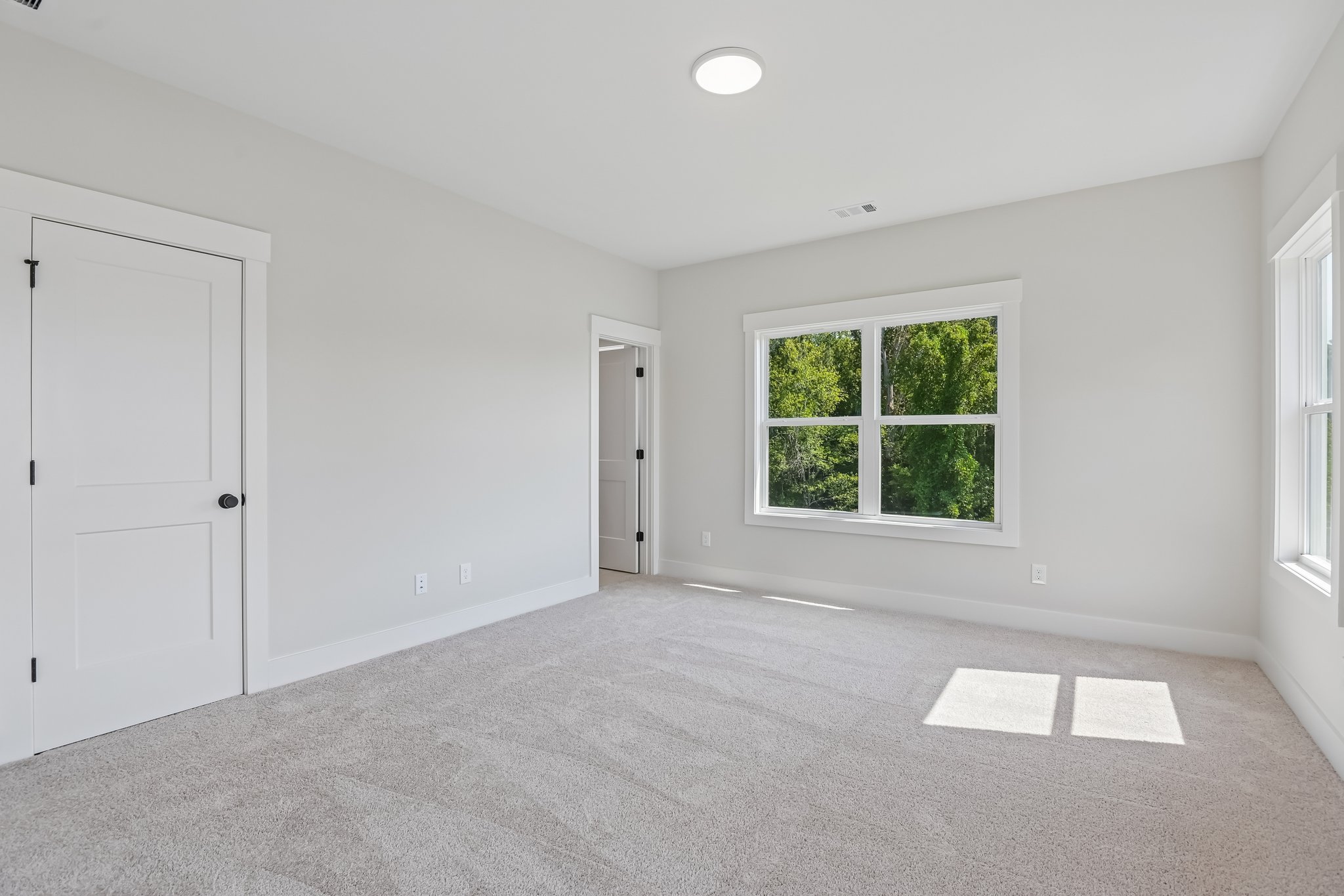Hillshire Dr-S0309-028.jpg