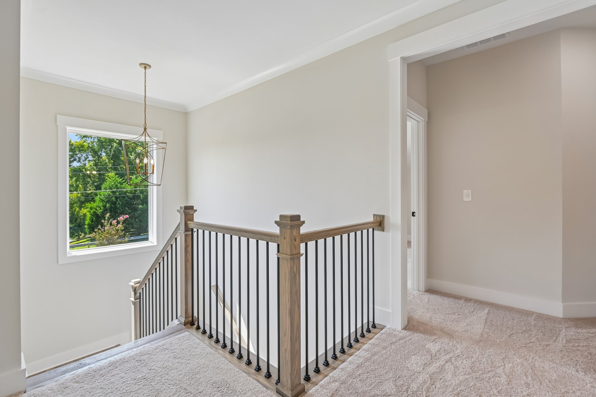 Hillshire Dr-S0309-041.jpg