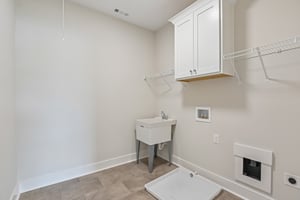 Hillshire Dr-S0309-030.jpg