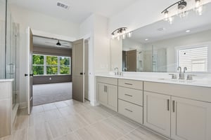 Hillshire Dr-S0309-032.jpg