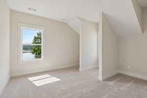 Hillshire Dr-S0309-047.jpg