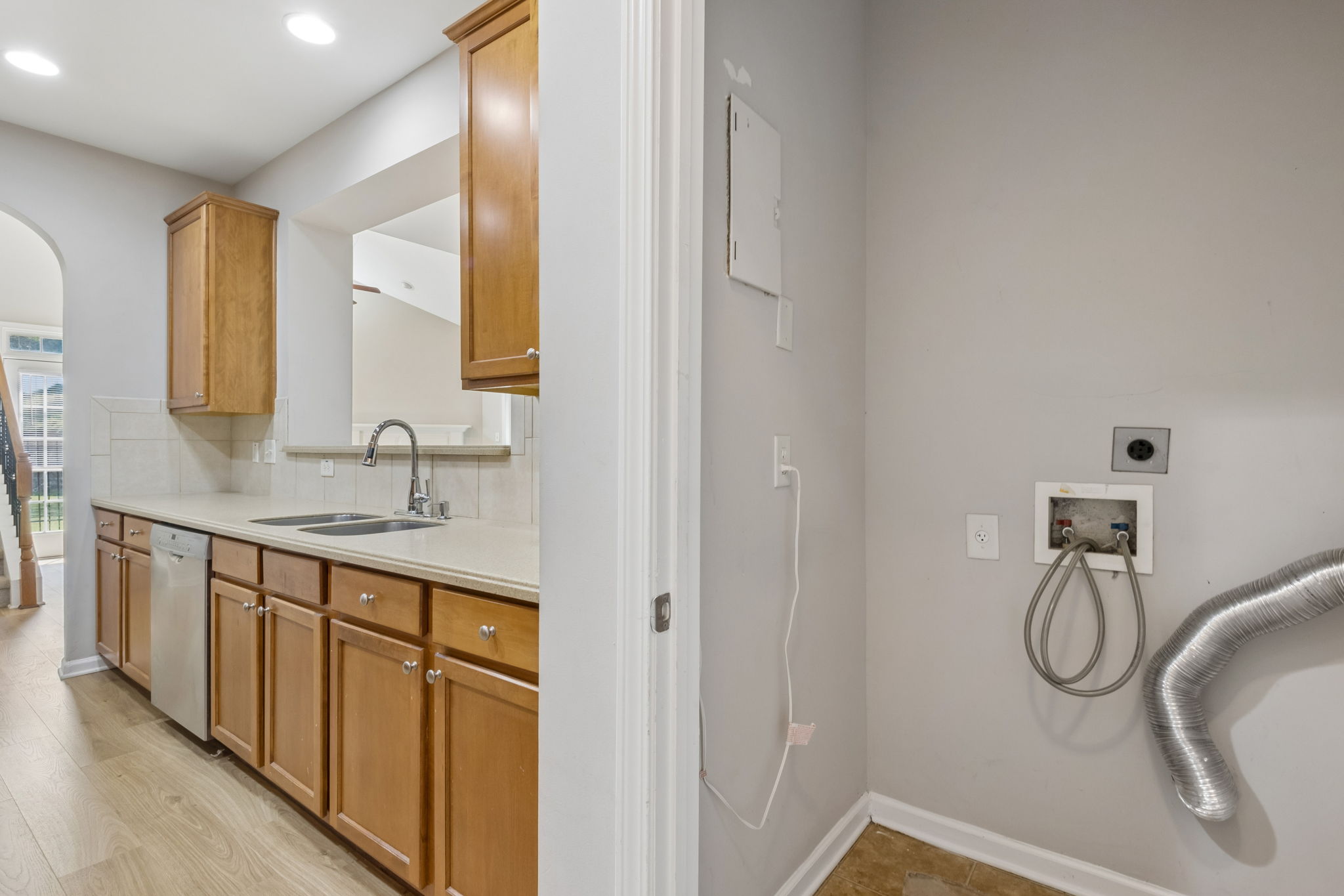 Kitchen/Laundry Room