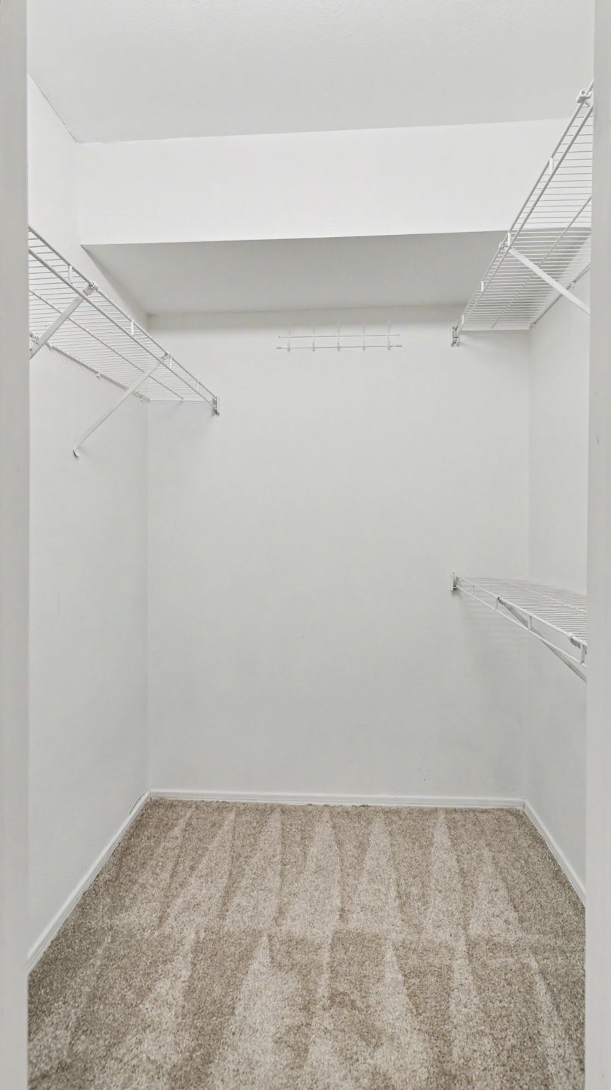 Walk-in Closet - Bedroom