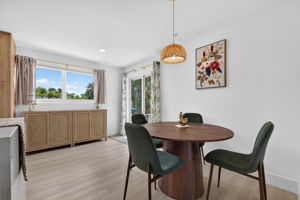 Breakfast Nook 1 of 2