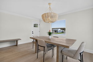 Dining Room 4 of 4