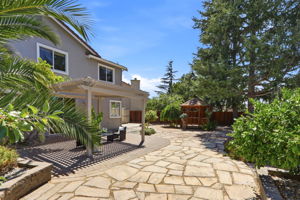 045_F8_3313 Pomerado Way