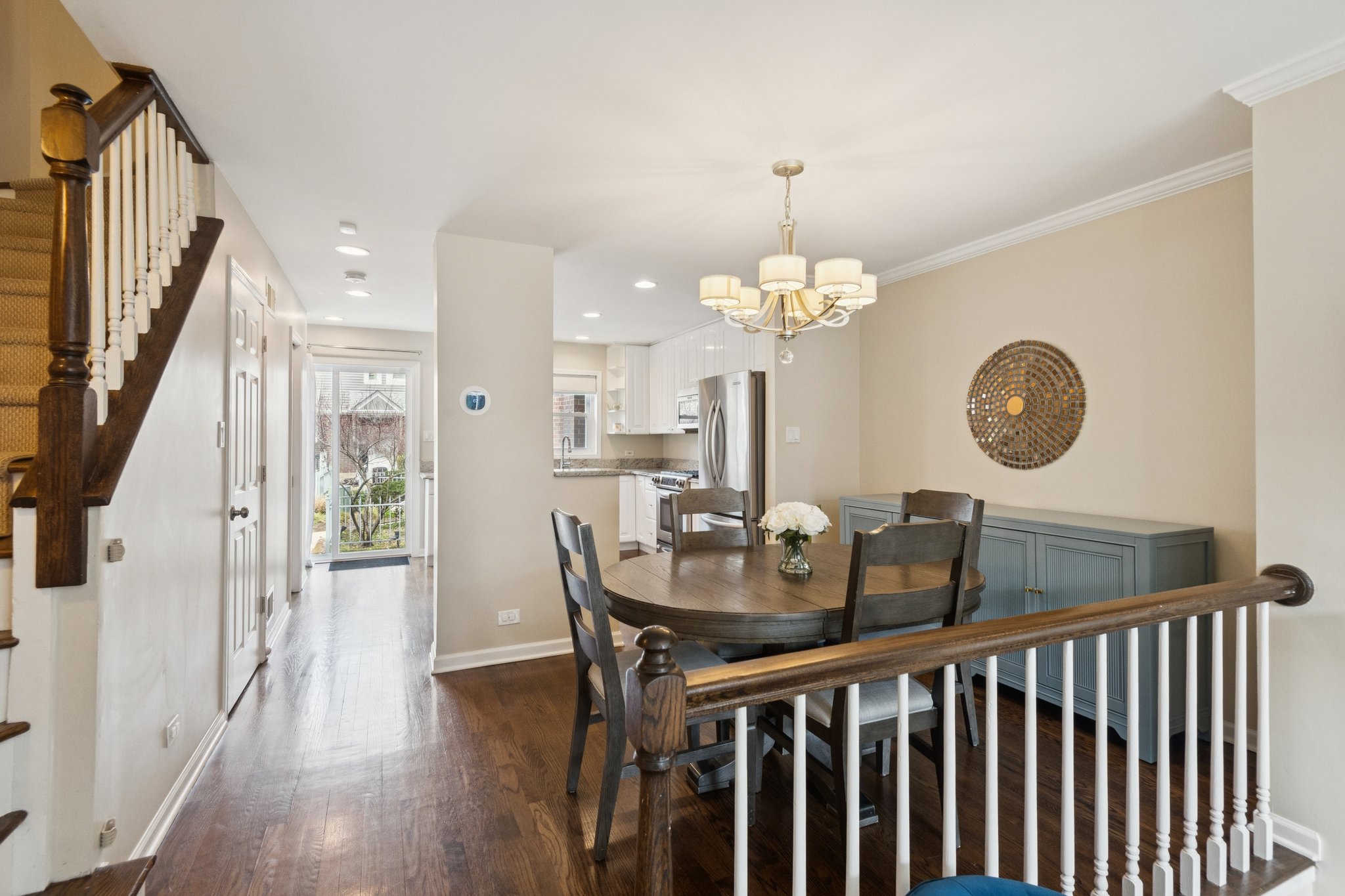 3315 N Racine Ave_004.jpg