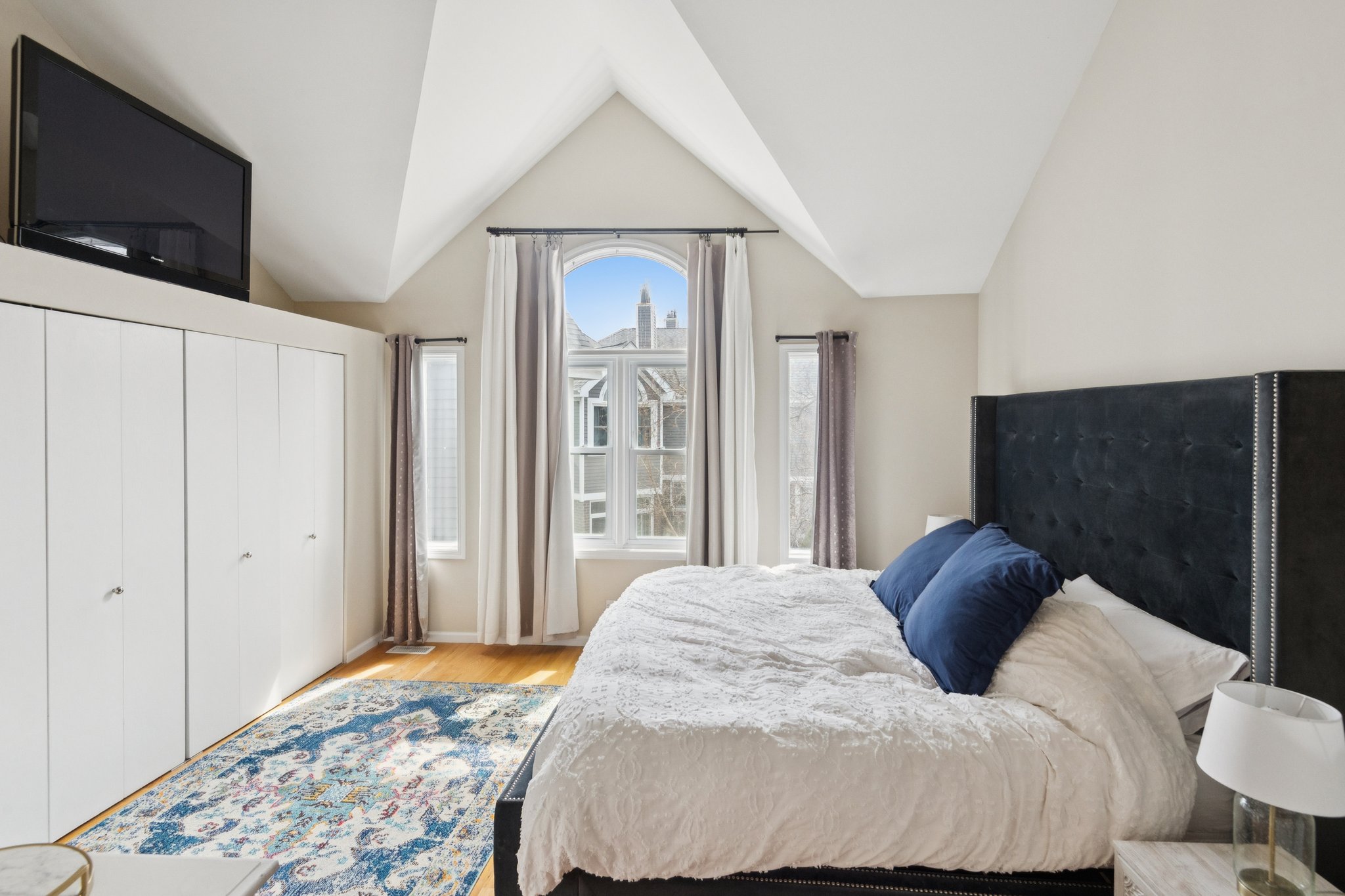 3315 N Racine Ave_012.jpg