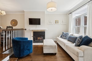 3315 N Racine Ave_001.jpg