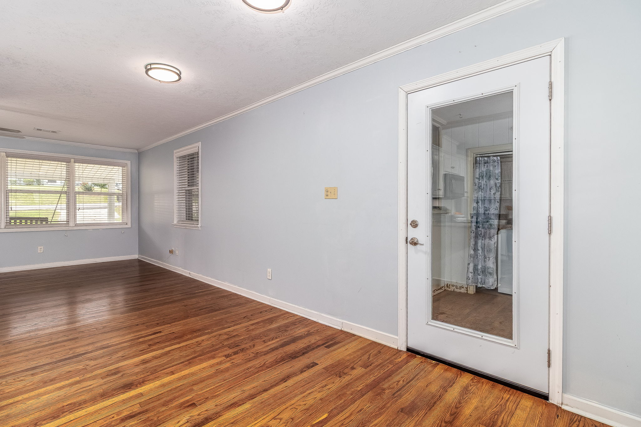 Dining Room/Living Room