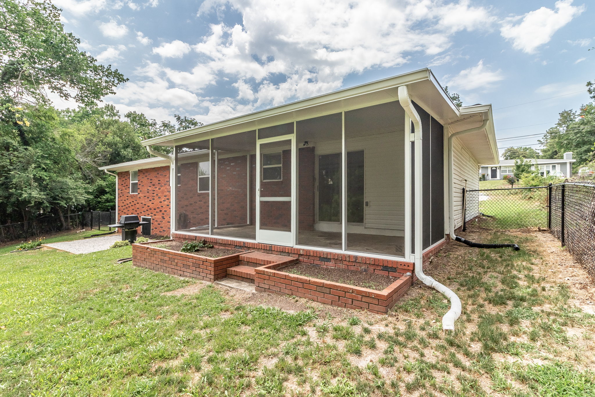 Screened-in Porch