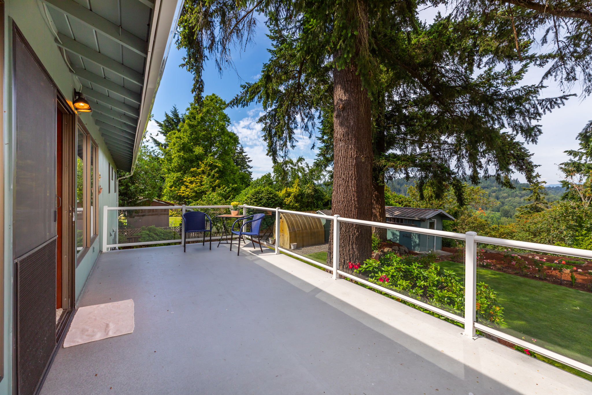 Upper Deck