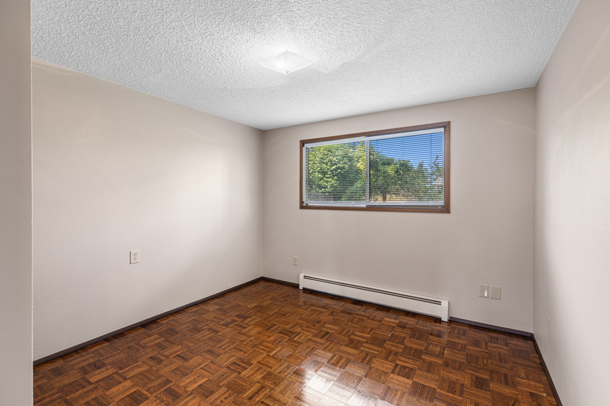 Lower Level - Bedroom 6