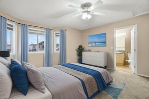 (28) virtually staged.jpeg