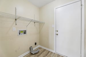 Mallard Dr-S1709-020.jpg