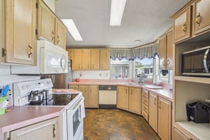 Rainbow Rd-2805-015.jpg