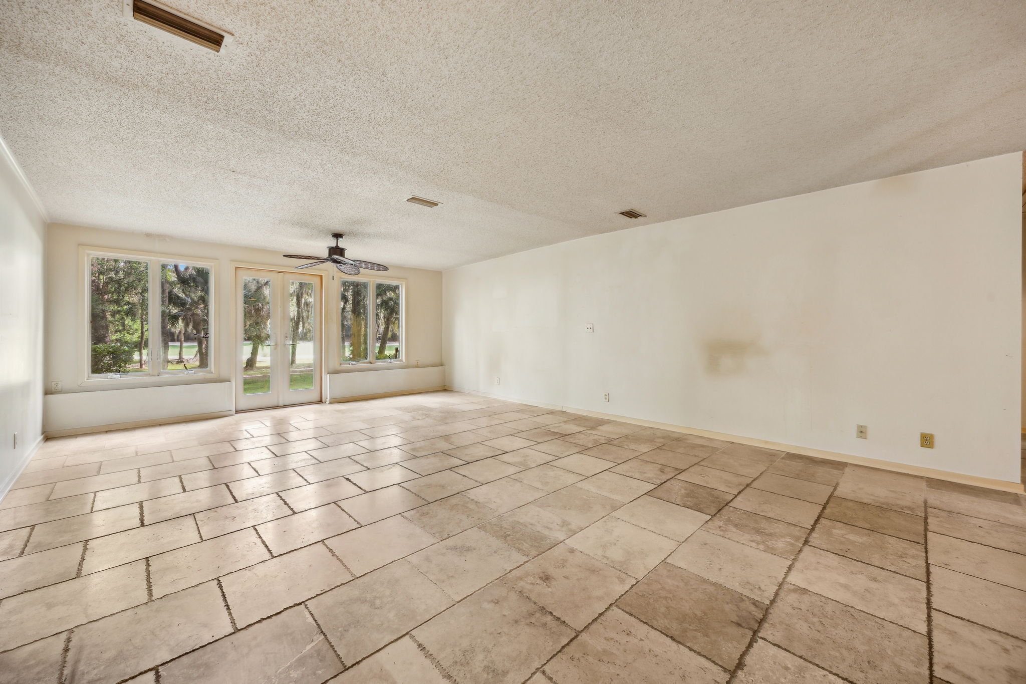 Spacious Living and Dining Area.