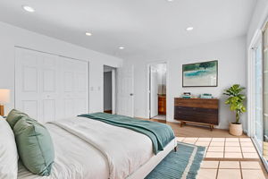 Upper Primary Suite Virtually Staged