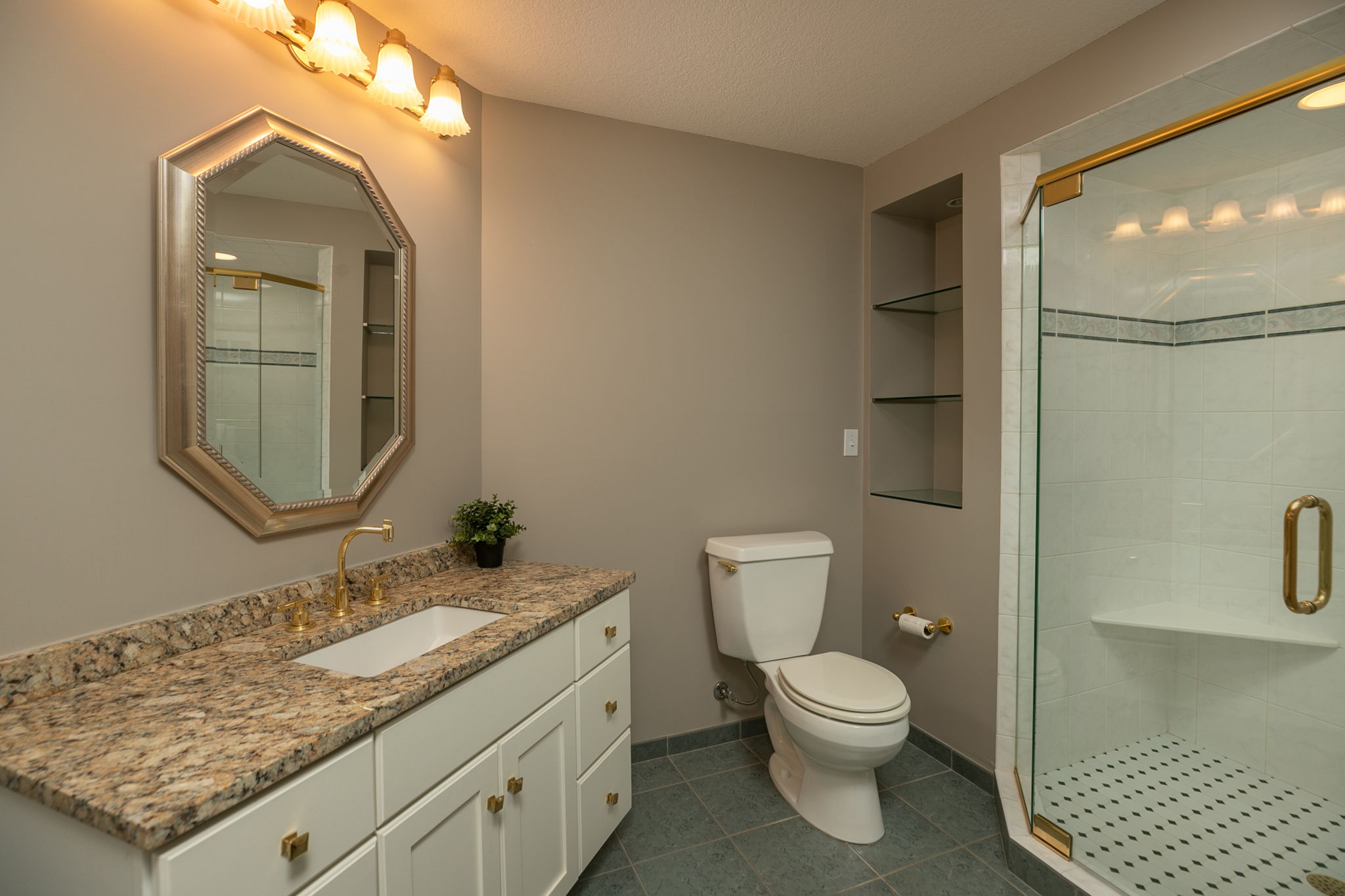 45-Bathroom