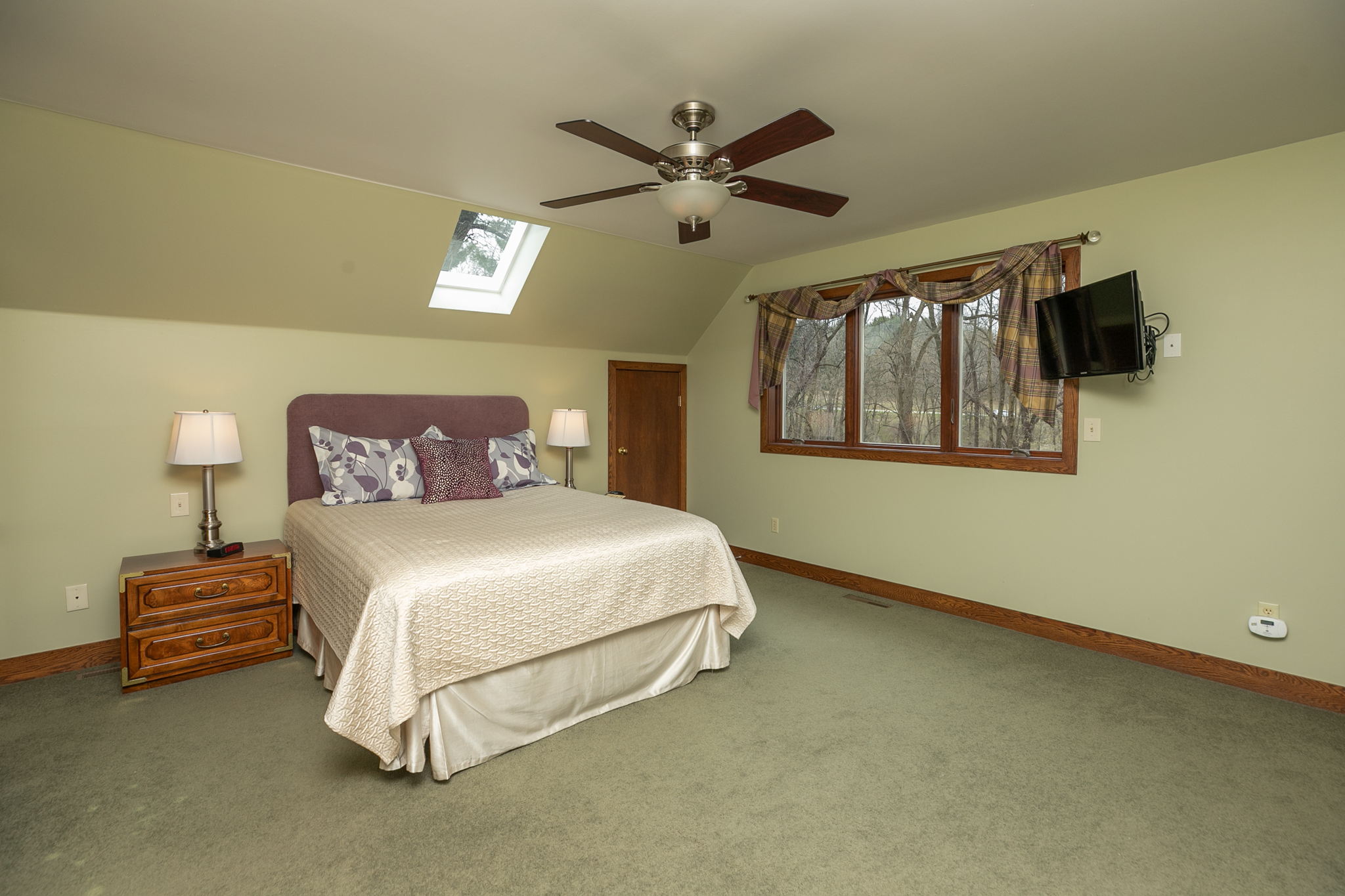 27-Master Bedroom