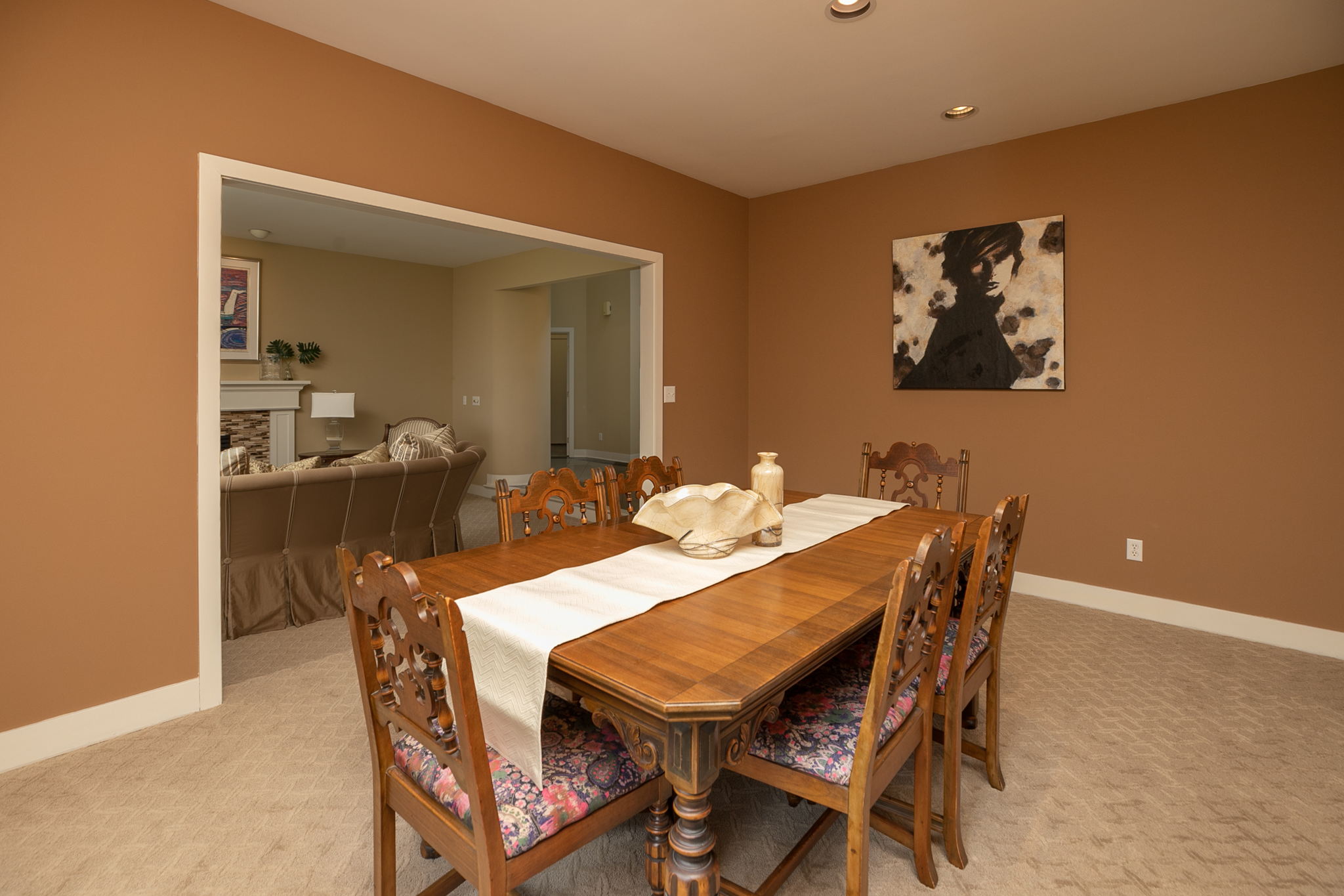 09-Dining Room