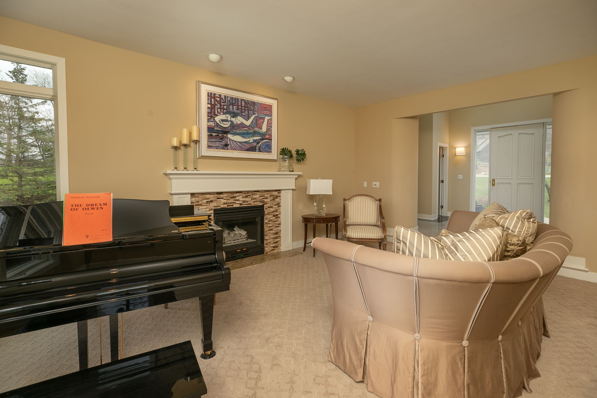 06-Living Room