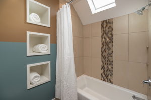 38-Bathroom