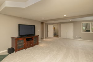 41-Family Room