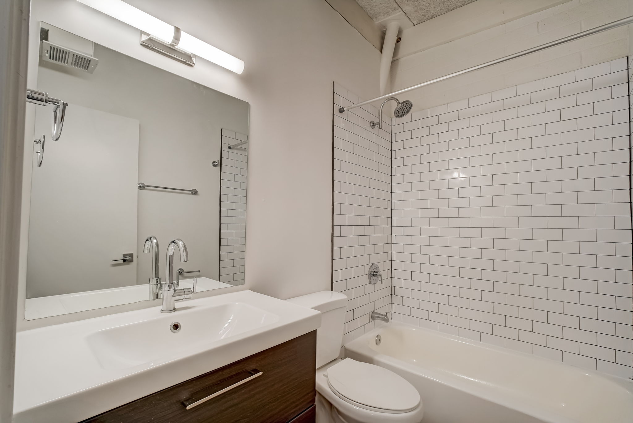 N 18th Ave 27-017