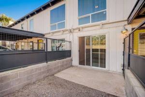  N 18th Ave 27-024
