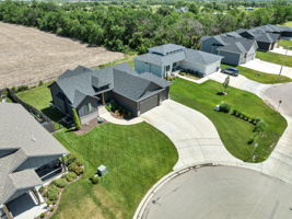  Photo 47