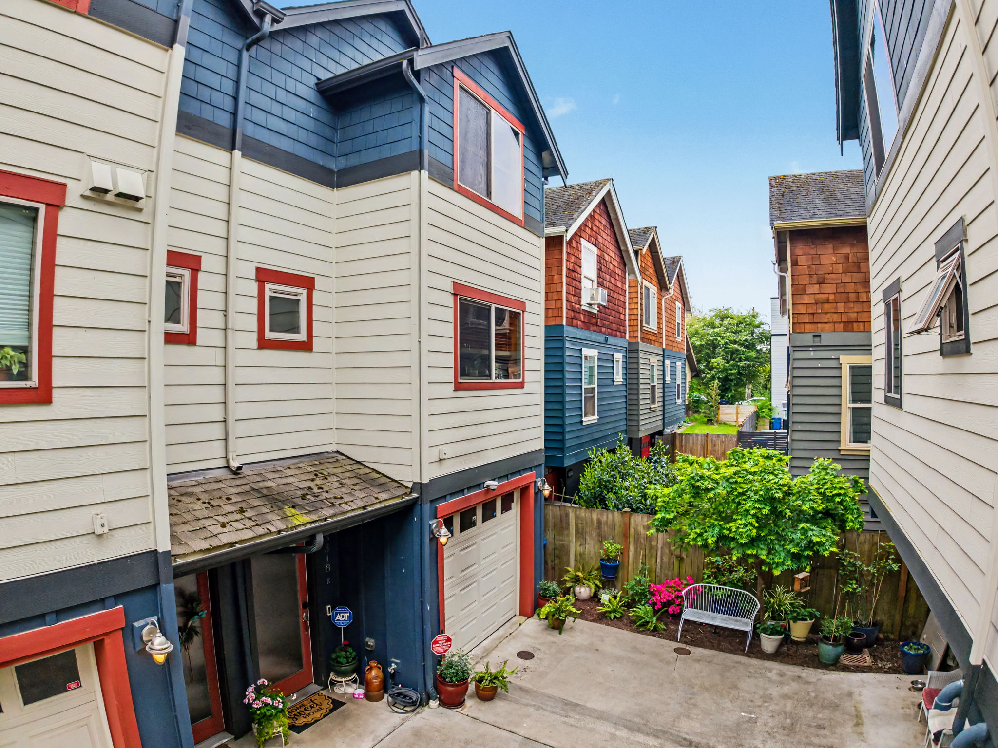  Photo 49