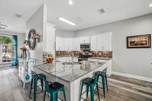 Laurelwood Ct-S2005-014.jpg