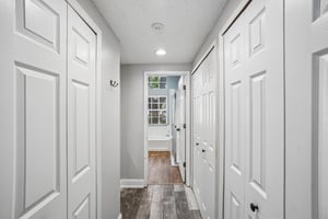 Laurelwood Ct-S2005-026.jpg