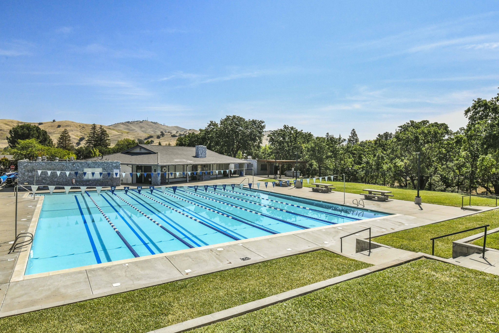  Photo 39