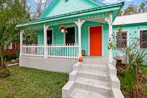 Front Entry Detail
