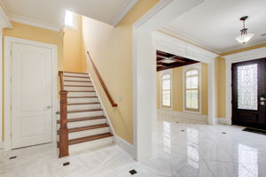 26 Upper Level Access w Dining + Entry