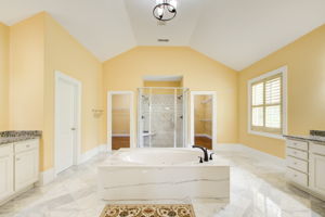 30 Main BR En Suite A