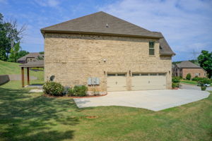 54 Aerial Ext Side w Garage Detail