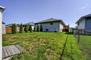  Photo 35
