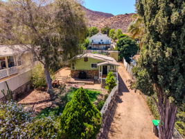  Photo 51
