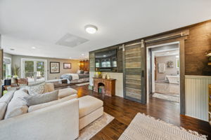 28_Interior