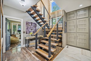 22_Interior