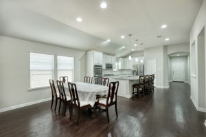Dining/Kitchen