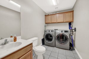  Photo 41